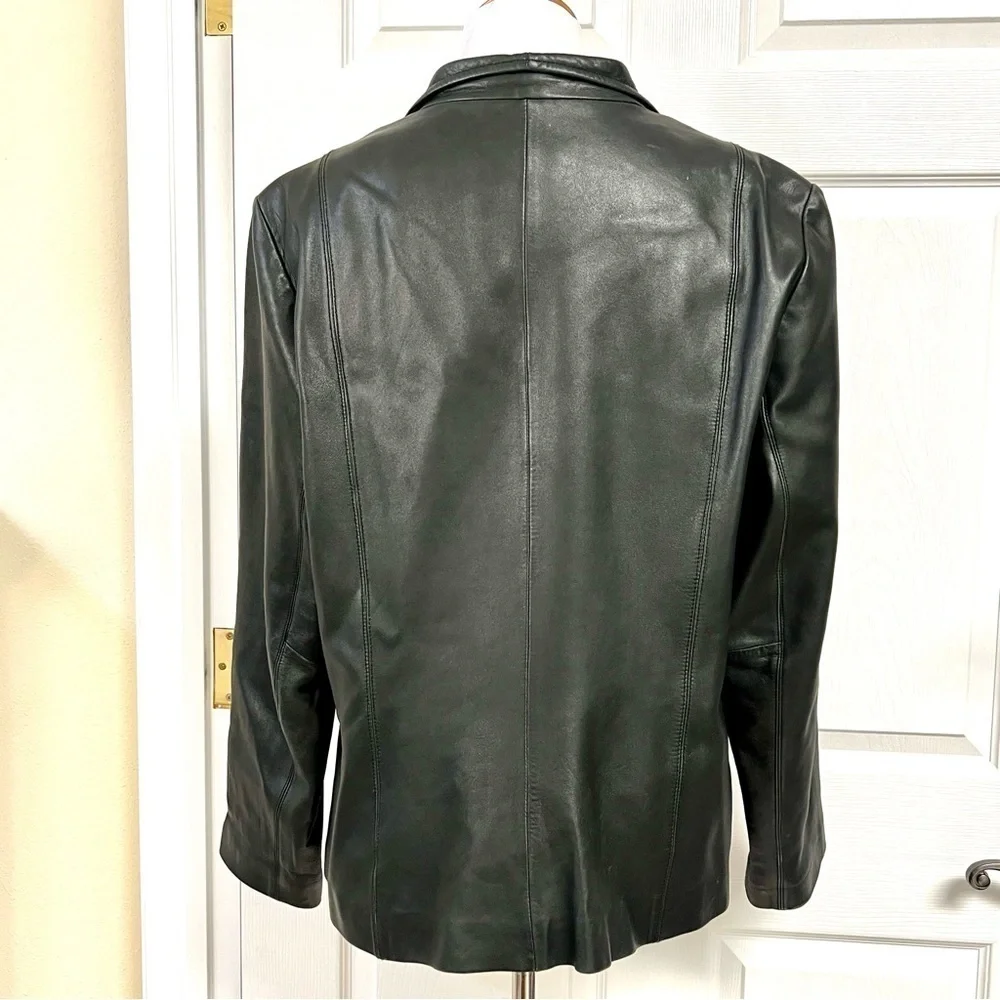 Vintage JLC Newyork Leather Women's Fully Lined Wing Collar Black coat size XL